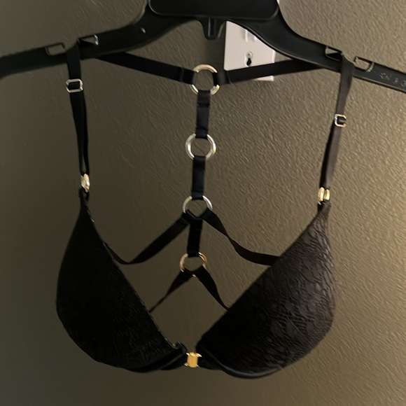 Victoria's Secret Other - 1 hour sale. Victoria’s Secret, 34DD, black bra, cage, gold rings, lift, sexy